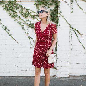 Madewell Red Wrap-front Mini Dress In Seattle Floral - Size 4